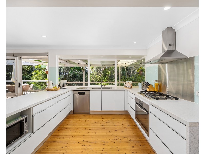 13 Redgum Close, Bateau Bay NSW 2261