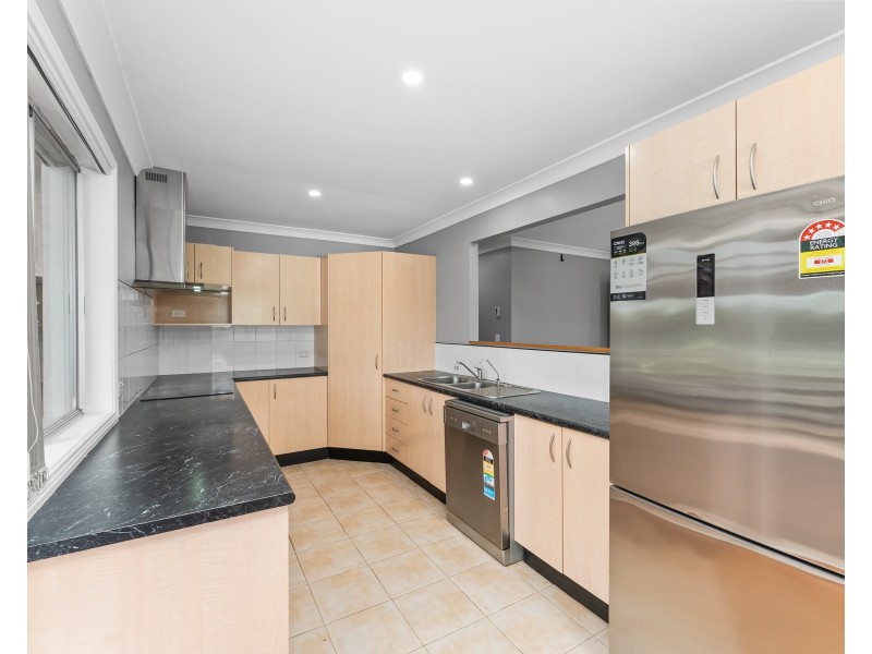 2 Kent Street, Niagara Park NSW 2250