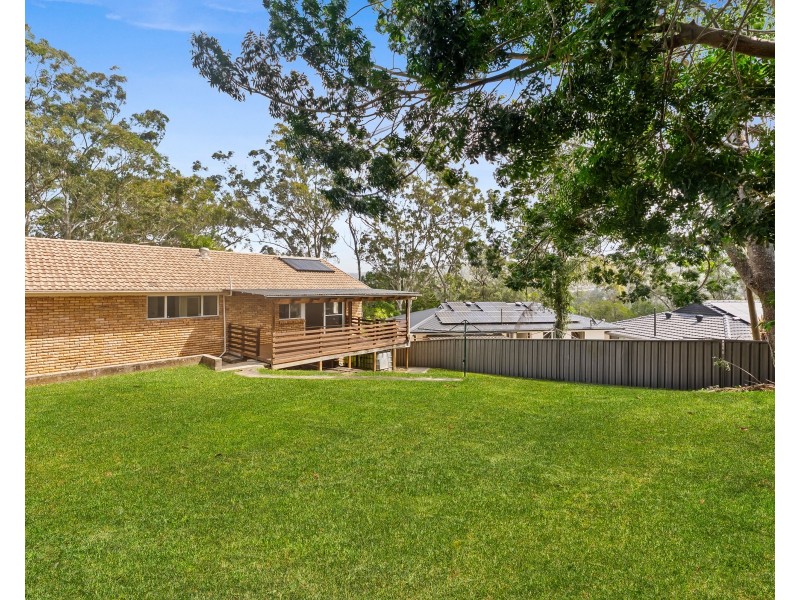 2 Kent Street, Niagara Park NSW 2250