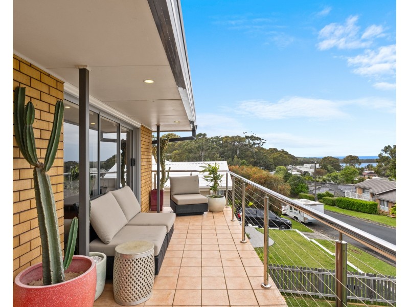 11 Braemar Drive, Wamberal NSW 2260