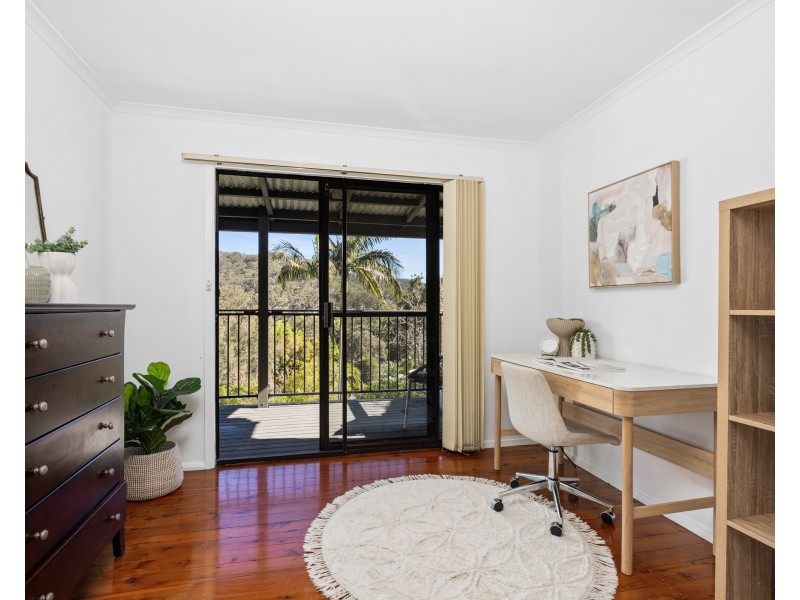 18 Wistaria Street, Wyoming NSW 2250