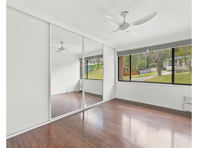 8 Holland Close, Springfield NSW 2250