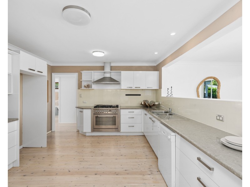 26 Benwerrin Road, Wamberal NSW 2260