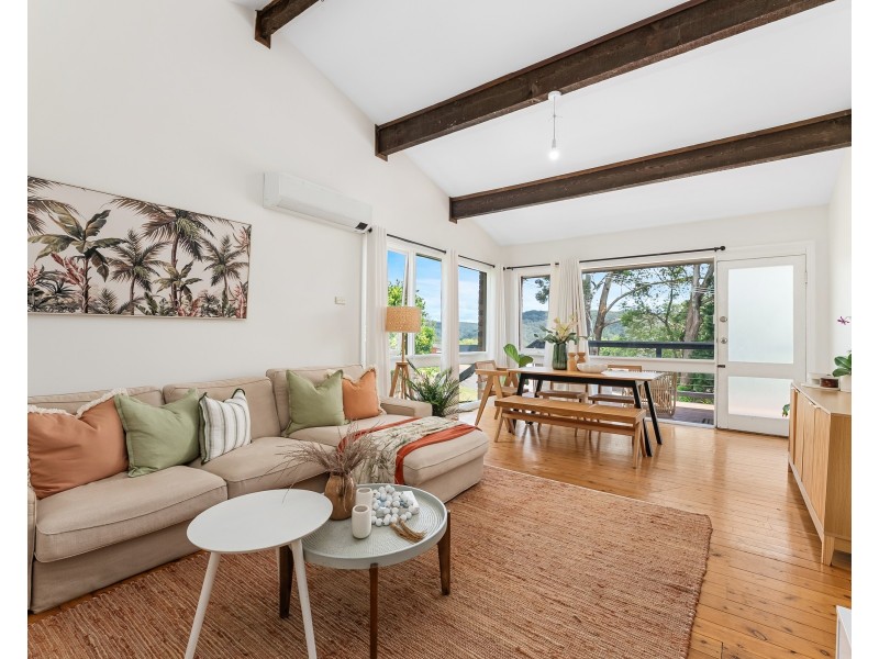 6 Greenoaks Road, Narara NSW 2250