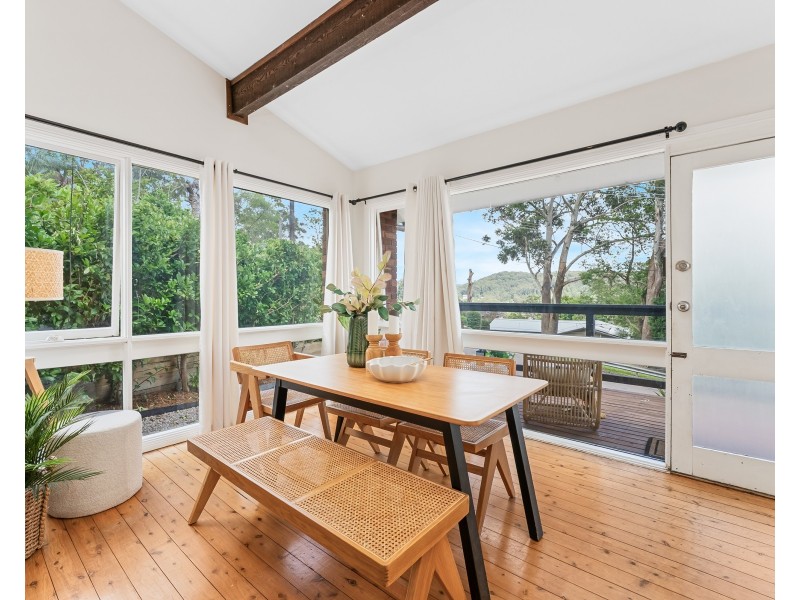 6 Greenoaks Road, Narara NSW 2250