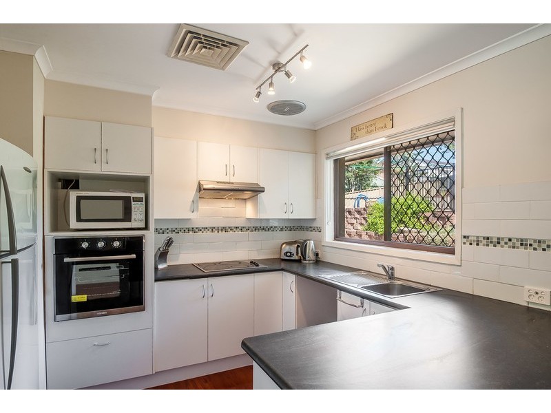 73 Gregory Street, Wyoming NSW 2250