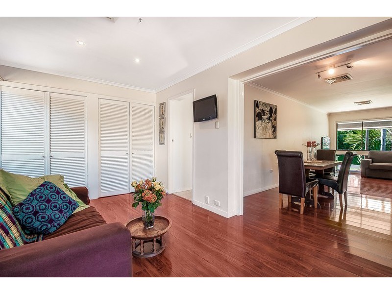 73 Gregory Street, Wyoming NSW 2250