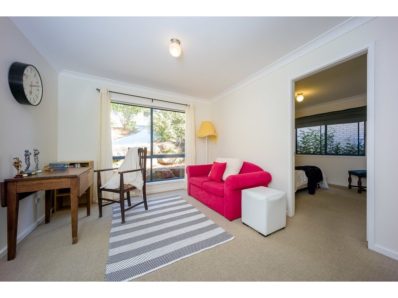 11 Stewart Brougham Close, Lisarow NSW 2250