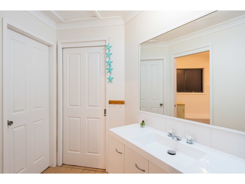 11 Stewart Brougham Close, Lisarow NSW 2250