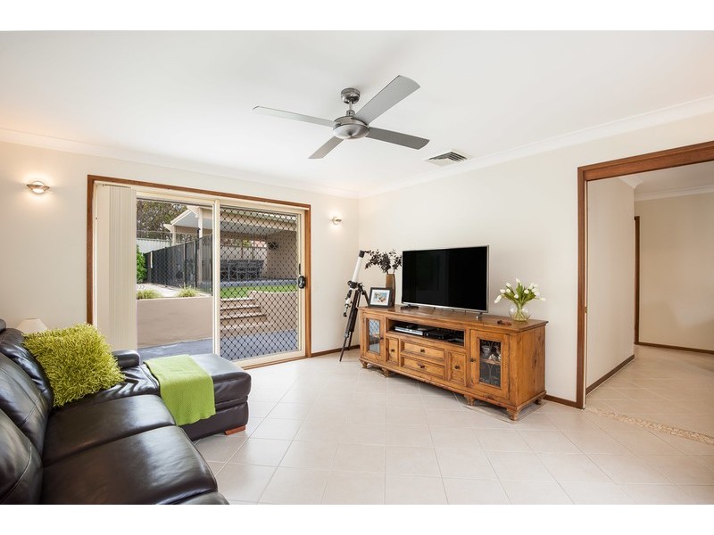 13 Jeniwa Close, Kariong NSW 2250