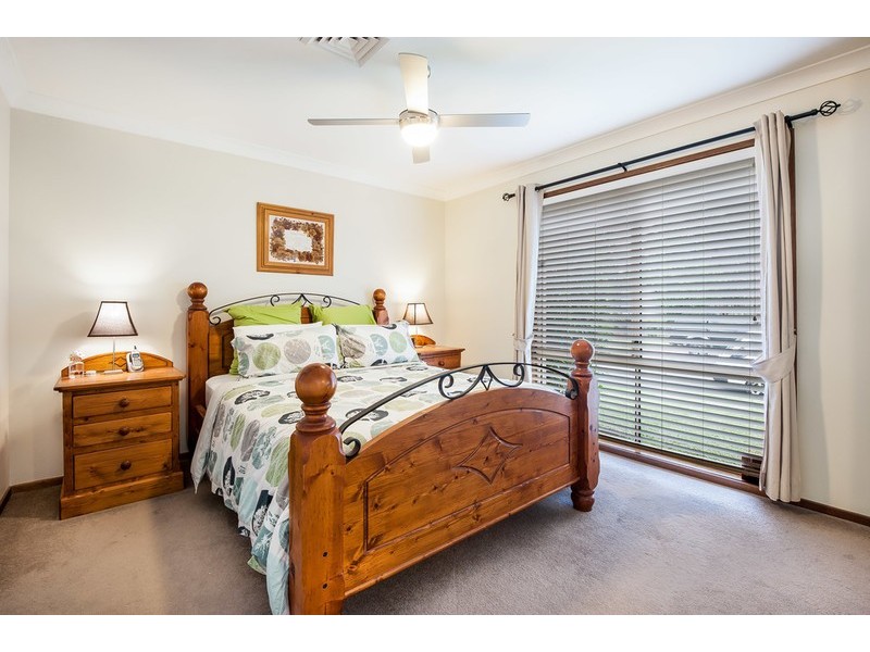 13 Jeniwa Close, Kariong NSW 2250