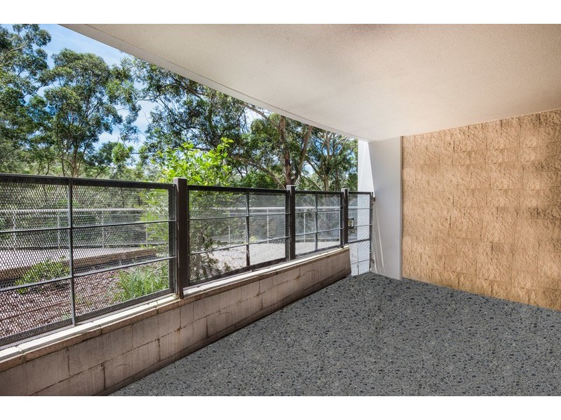 34/80 John Whiteway Drive, Gosford NSW 2250
