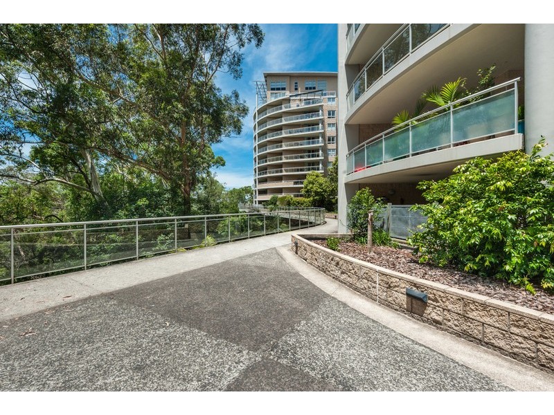 34/80 John Whiteway Drive, Gosford NSW 2250