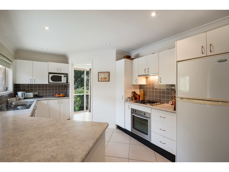 2/18 Jennie Cox Close, Erina NSW 2250