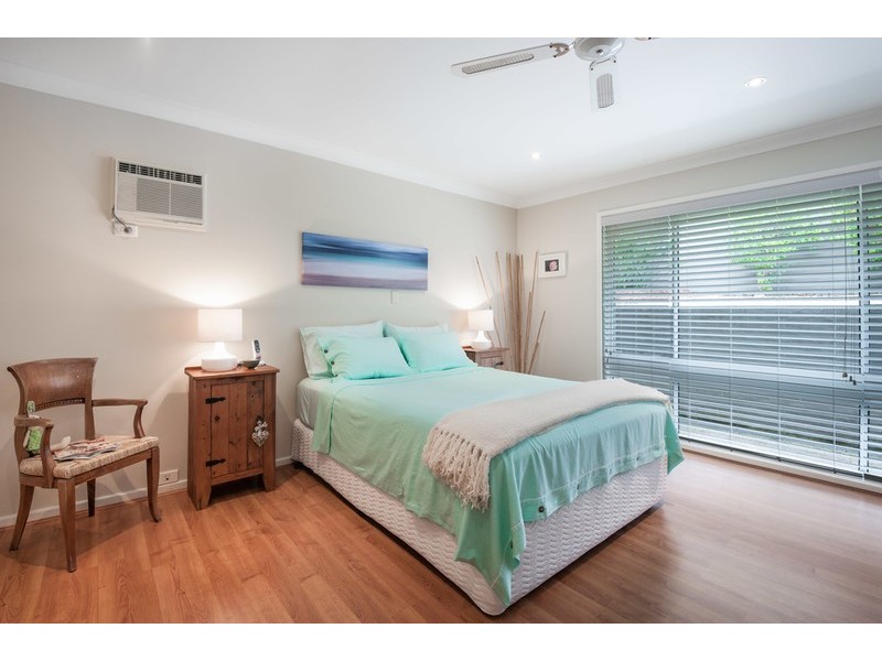 89 Chamberlain Road, Wyoming NSW 2250