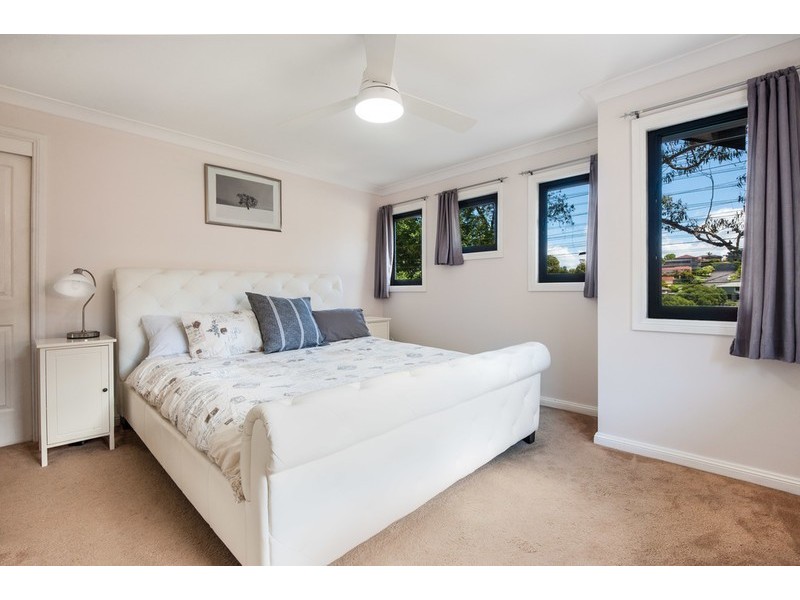 28 Clarence Road, Springfield NSW 2250