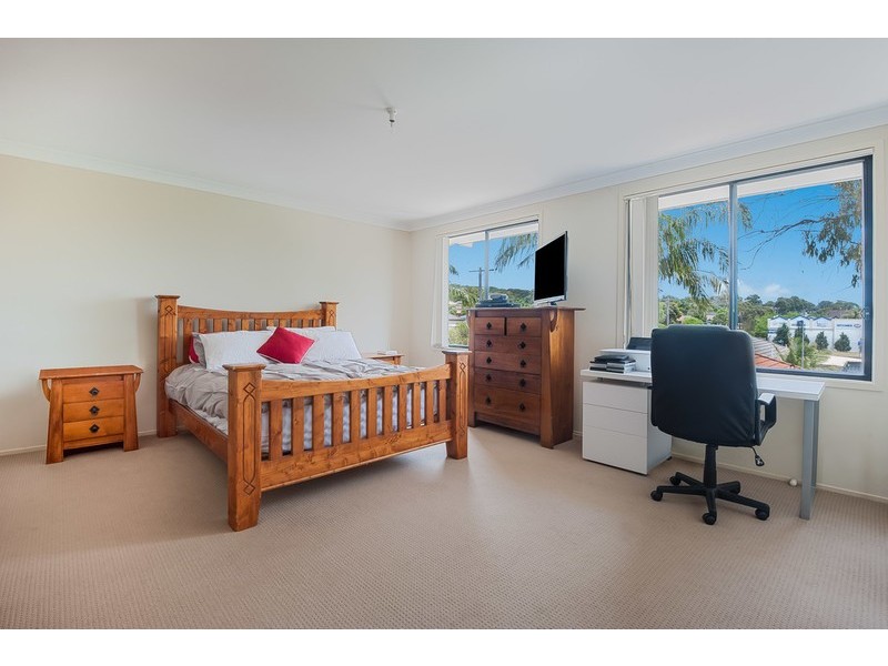 2/153 Cresthaven Avenue, Bateau Bay NSW 2261