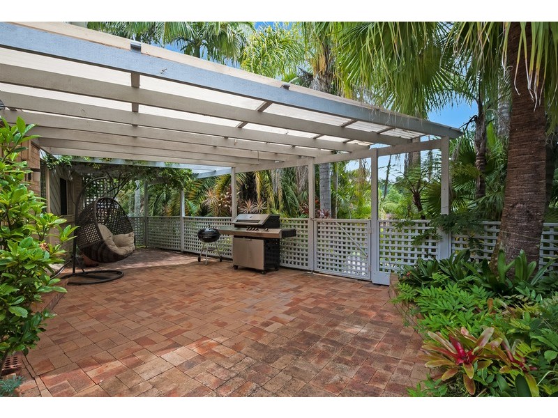 1 Crestside Close, Terrigal NSW 2260