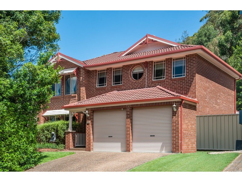 5 Wixstead Close, Point Clare NSW 2250