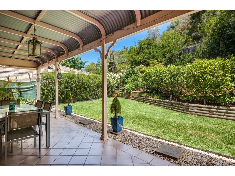 5 Wixstead Close, Point Clare NSW 2250