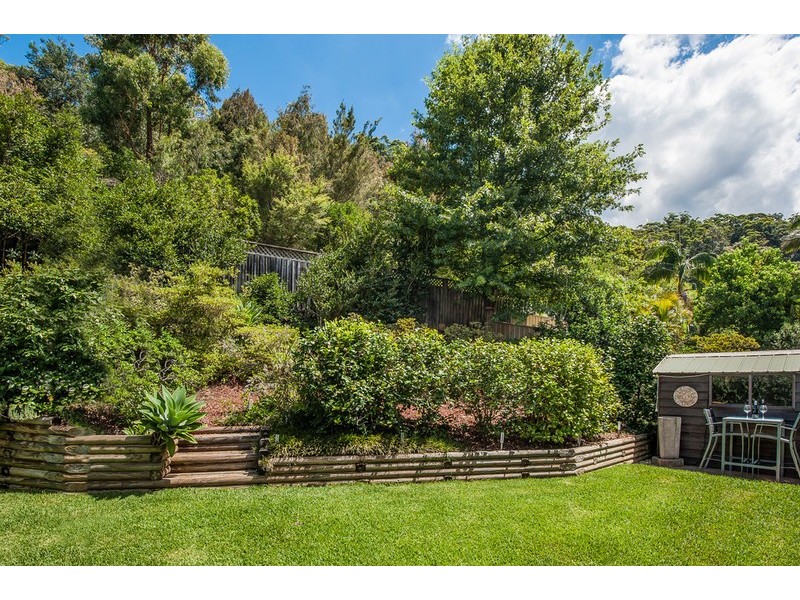 5 Wixstead Close, Point Clare NSW 2250