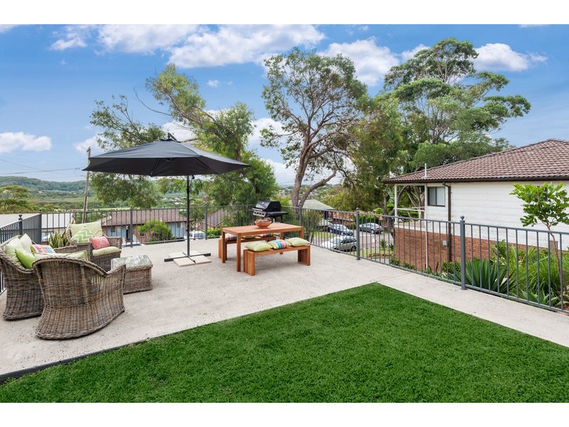 32 Masefield Avenue, Bateau Bay NSW 2261