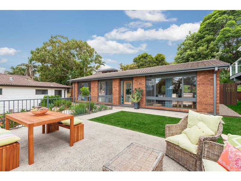 32 Masefield Avenue, Bateau Bay NSW 2261