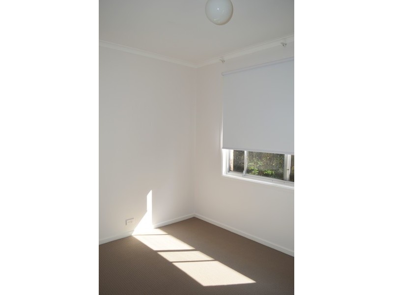 2 Garden Grove, Bateau Bay NSW 2261