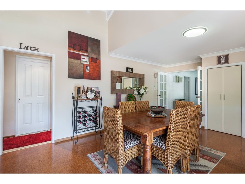 2 Childs Close, Green Point NSW 2251