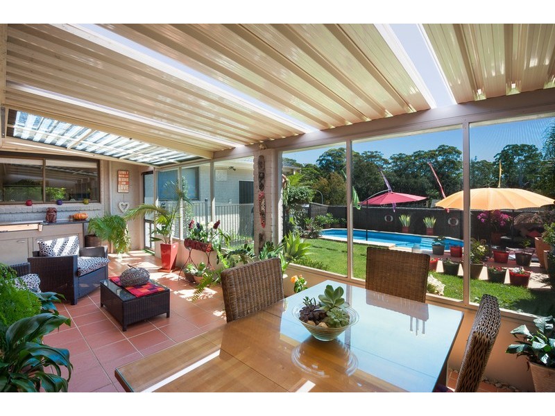 2 Childs Close, Green Point NSW 2251