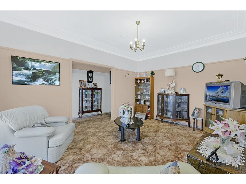 11 Hargraves Street, The Entrance North NSW 2261