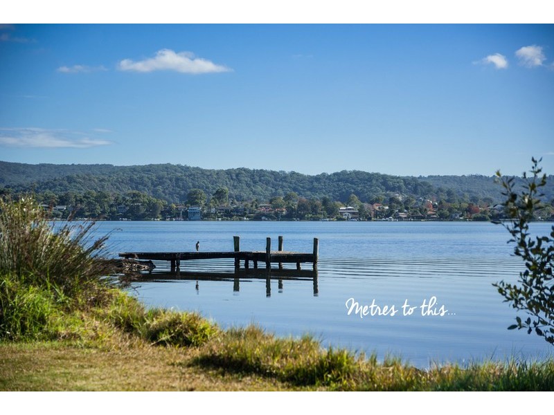 20 Orana Street, Green Point NSW 2251