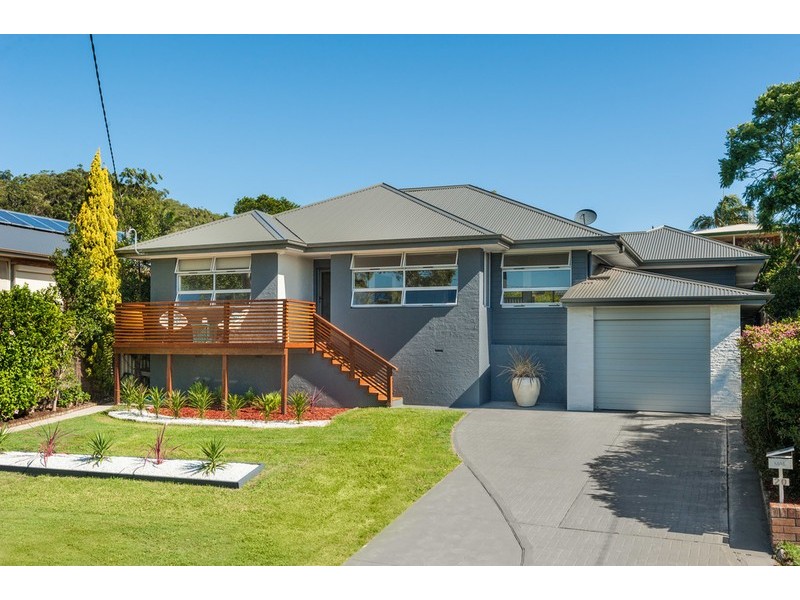 20 Orana Street, Green Point NSW 2251