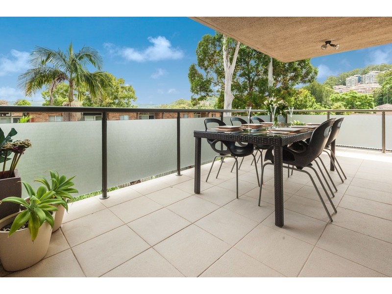 2/1 Creighton Lane, Point Frederick NSW 2250