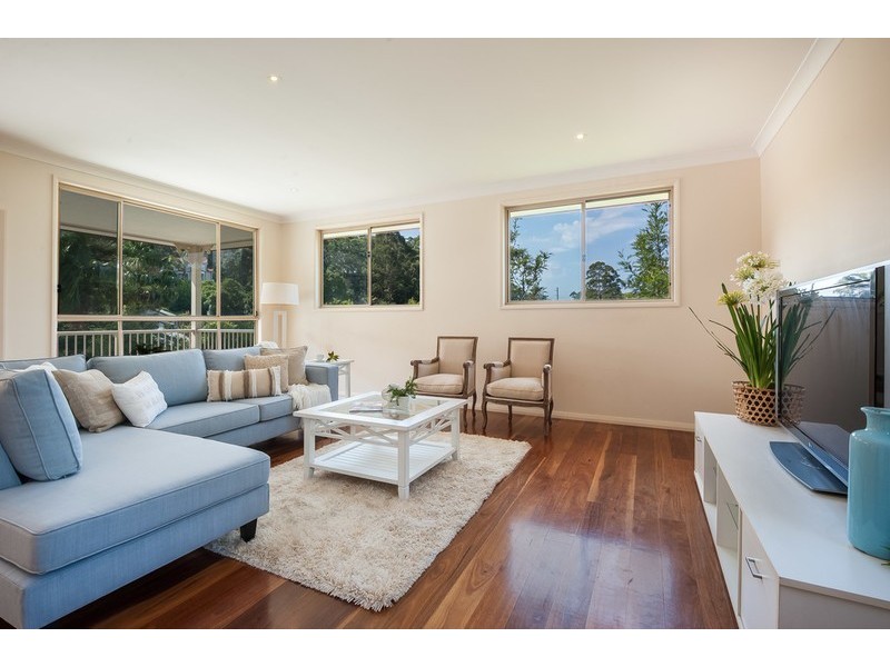 34 Railway Crescent, Lisarow NSW 2250