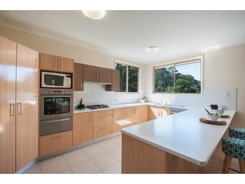 34 Railway Crescent, Lisarow NSW 2250