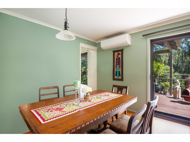 92 Lake Shore Drive, North Avoca NSW 2260