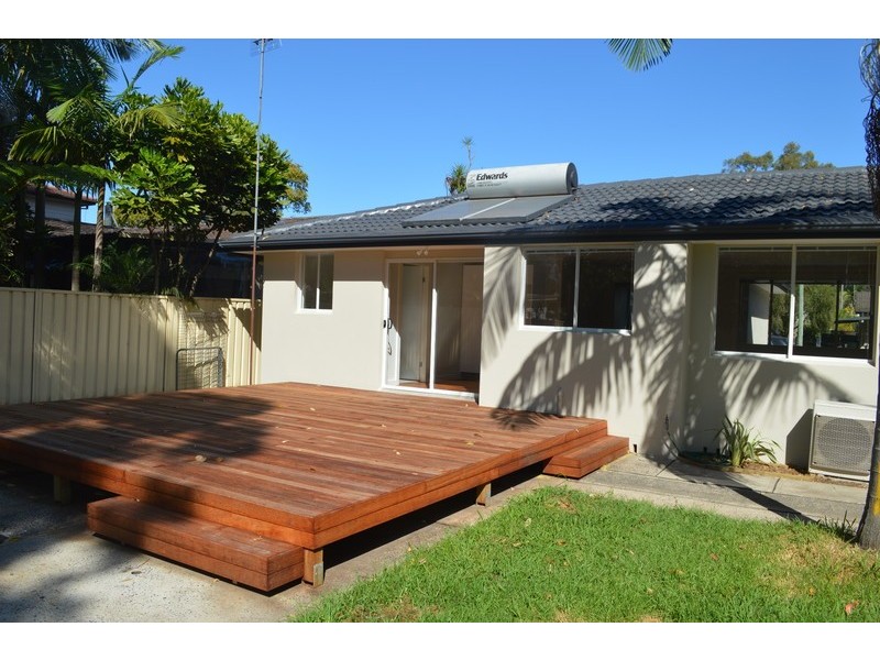 11 Buckingham Street, Berkeley Vale NSW 2261