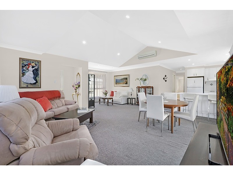 1/12a Surf Street, Long Jetty NSW 2261