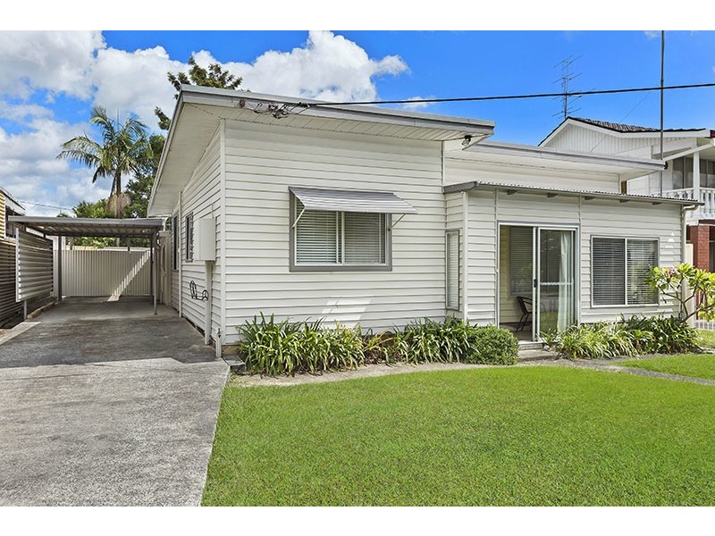 29 Adelaide Street, Tumbi Umbi NSW 2261