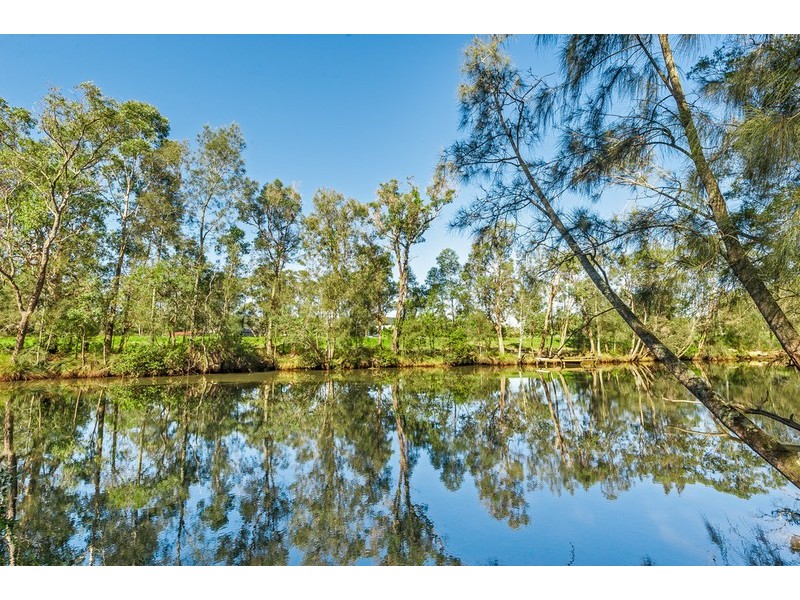 14 River Street, Springfield NSW 2250