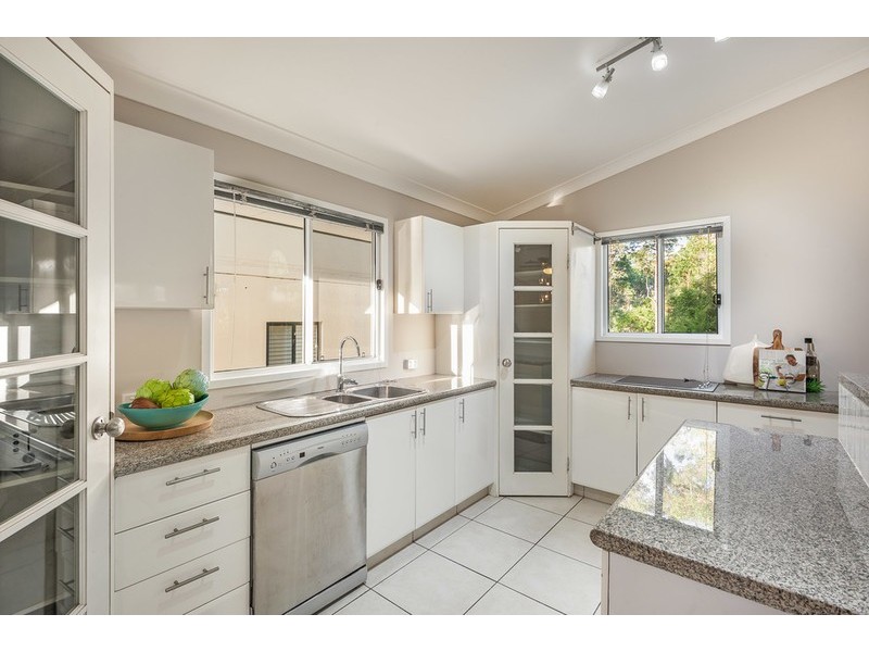 14 River Street, Springfield NSW 2250