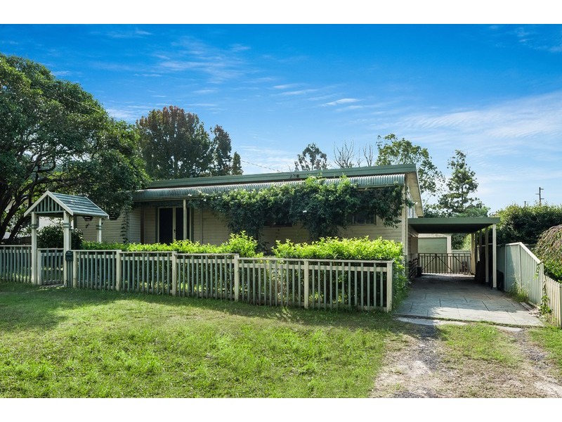 47 Delaware Road, Niagara Park NSW 2250