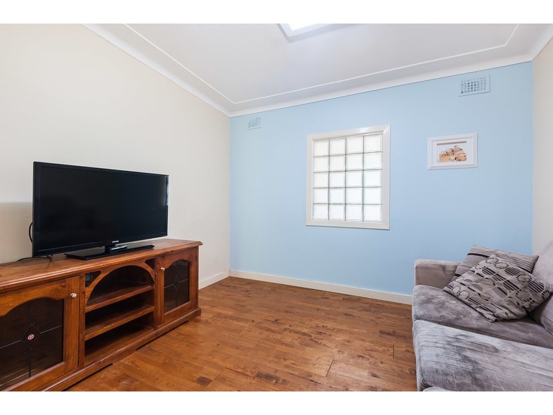 47 Delaware Road, Niagara Park NSW 2250