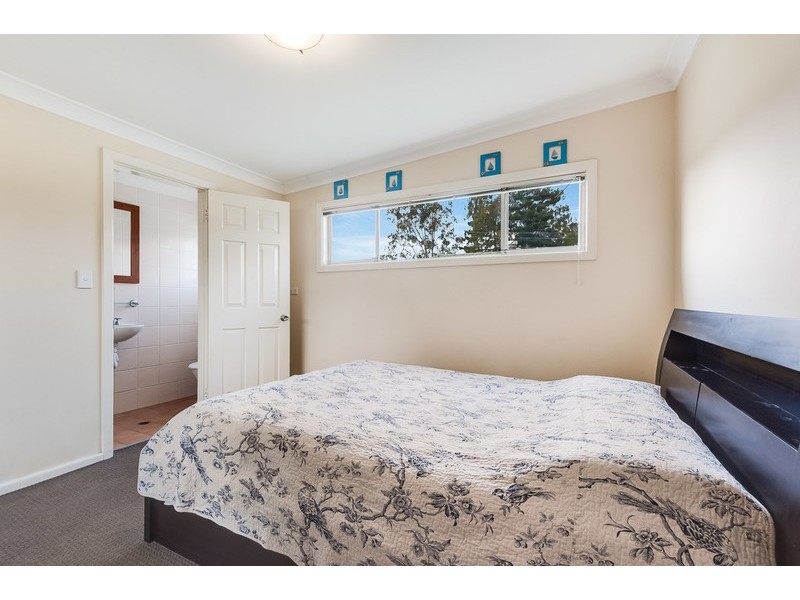 47 Delaware Road, Niagara Park NSW 2250