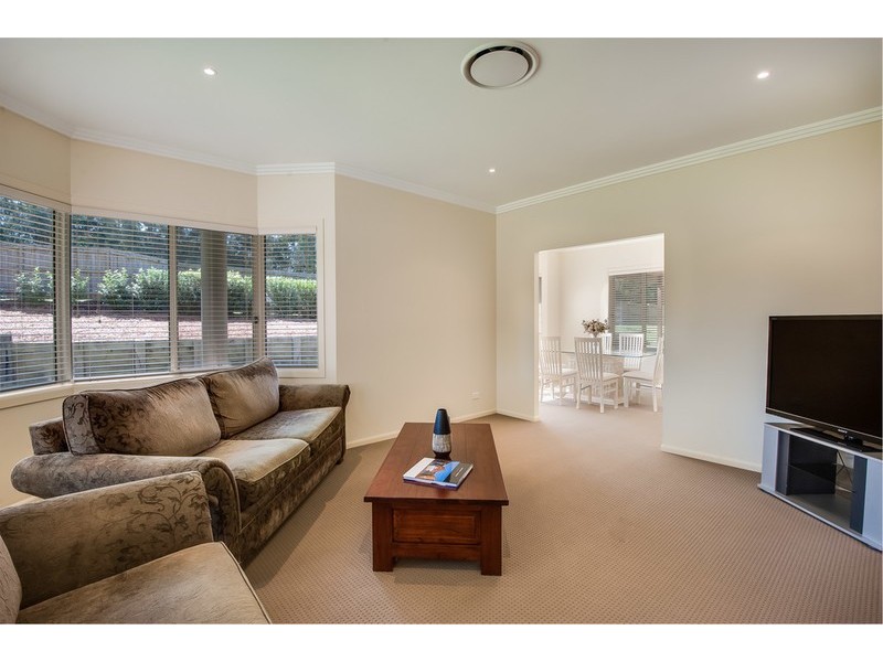 255 Wells Street, Springfield NSW 2250