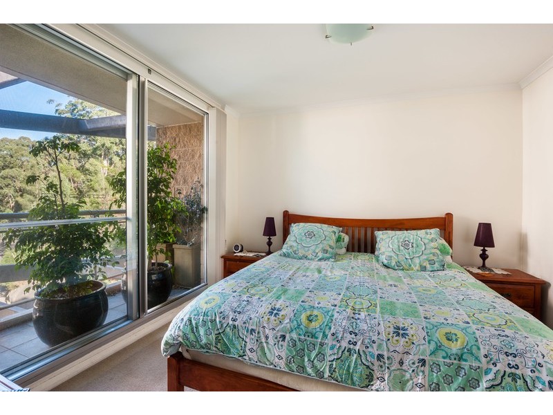 242/80 John Whiteway Drive, Gosford NSW 2250