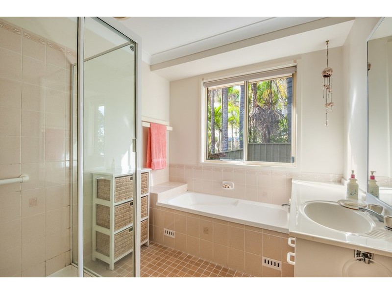 10 Eden Grove, Erina NSW 2250