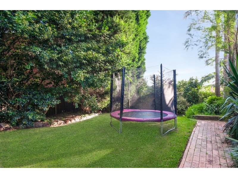 18 James Sea Drive, Green Point NSW 2251