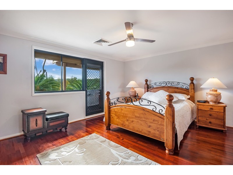 18 Robusta Close, Erina NSW 2250